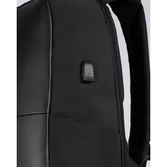 Notebook backpack with USB port
