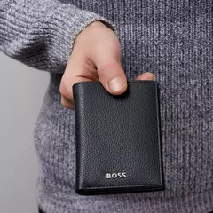 Вертикален портфейл за карти Trifold Classic Smooth Black