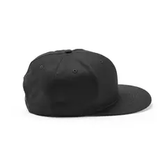 Baseball cap 5 panels with an adjustable snapback closure