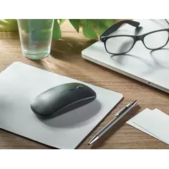 Wireless mouse with Type-C charging