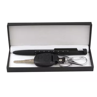 Set of multifunctional accessories