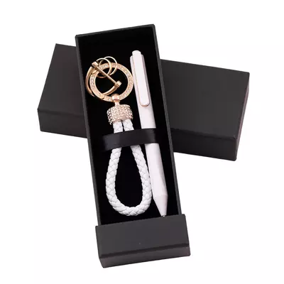 Set ball pen and keychain