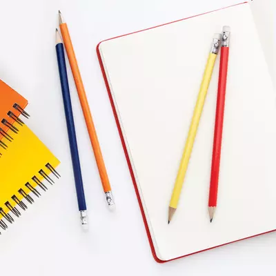 Бял рекламен молив