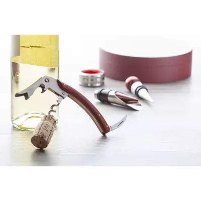 Wine set in round box