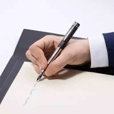 Metal fountain pen Prestige Chrome Black