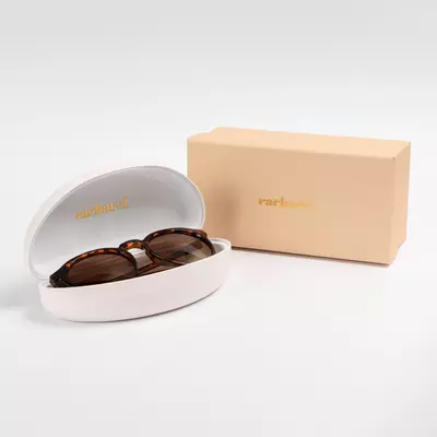 Слънчеви очила Alesia Brown