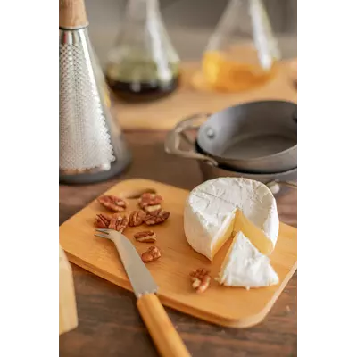 Кухненска дъска с нож за сирене