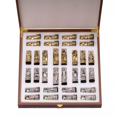 Deluxe Chess - Dragons and Wizards