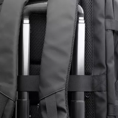 Разтегателна раница против кражба 17"