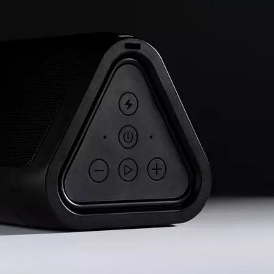 Bluetooth speaker with a wireless charger 8000mAh