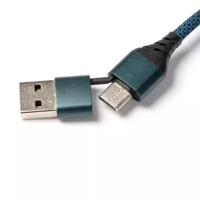 Magnetic charging cable