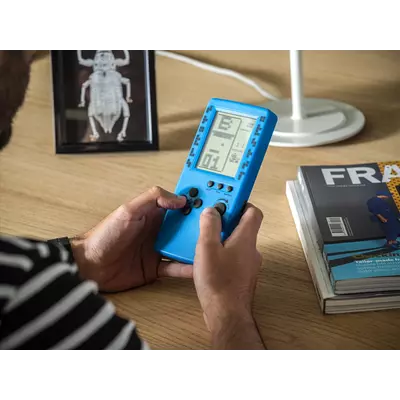 Retro game console with 26 classic games