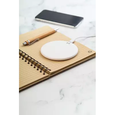 Безжично зарядно от рециклирана пластмаса 15W