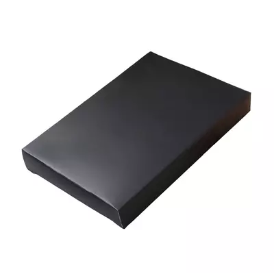 Двустранен кожен калъф за карти с RFID защита в кутия