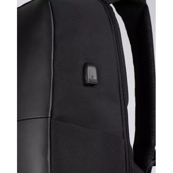 Notebook backpack with USB port