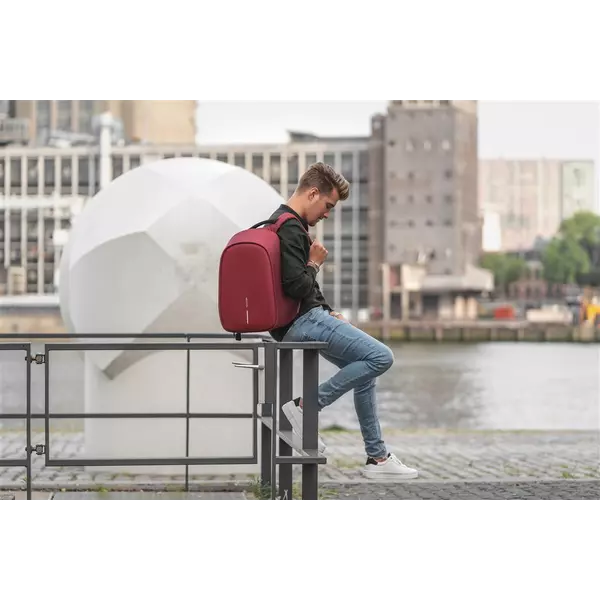 Раница против кражба Bobby Hero Regular 15.6”