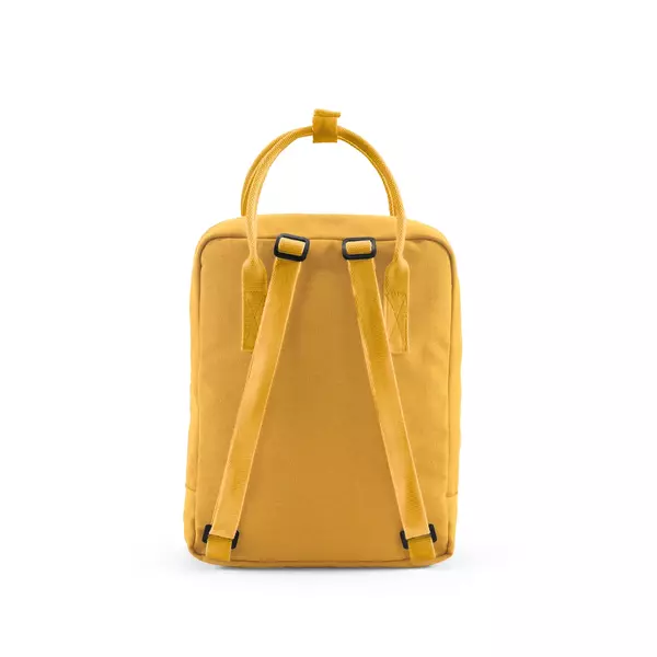 Backpack made of recycled cotton canvas 18L