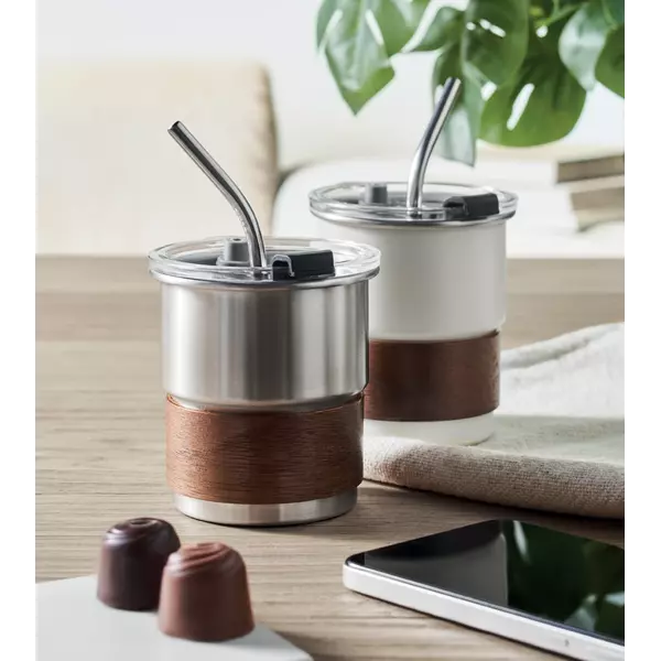 Stainless steel tumbler with straw