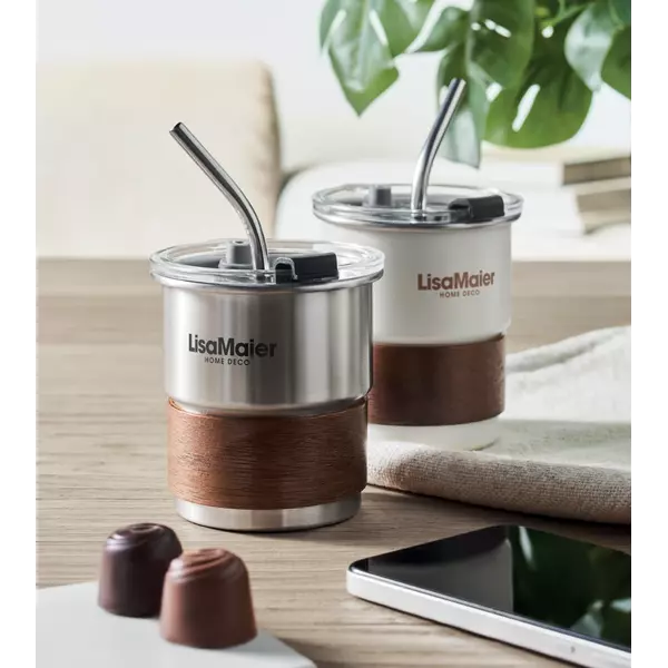 Stainless steel tumbler with straw