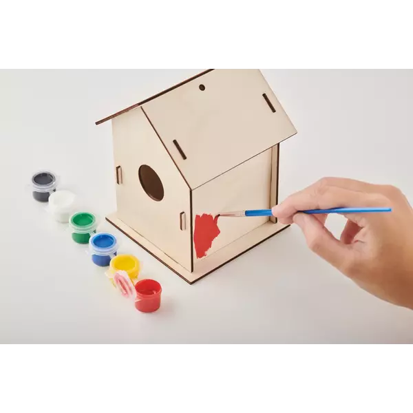 DIY wooden birdhouse kit