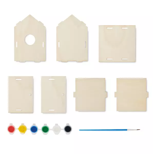 DIY wooden birdhouse kit